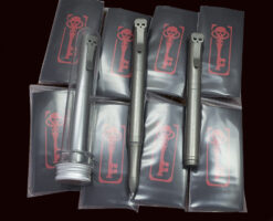 Chaves Knives Ultramar "Twist Cap" Titanium Pen