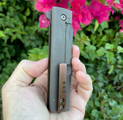 Alternative view of David Clark GRUNT XL Flipper